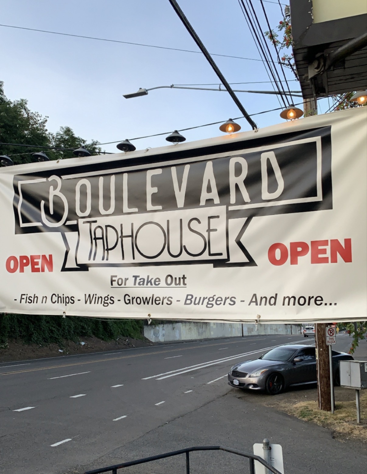 Boulevard Taphouse printed banner